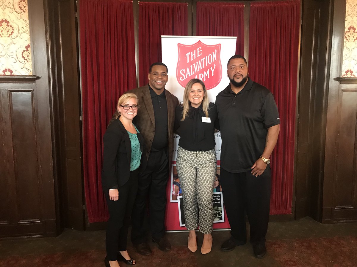 hcsweeney's tweet photo. @GilbertBrown  I won’t ignore you next time! 😜 thank you and @GeorgeKoonceJr for serving others! #salvationarmy #mke #OthersLuncheon https://t.co/r05LQWC9pu