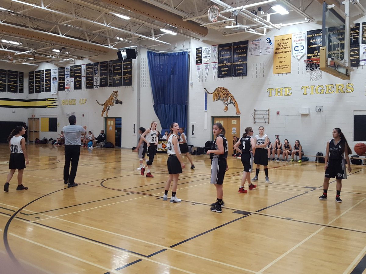 trinity_tigers's tweet photo. Girls bball vs. PET #CSASC https://t.co/XSpb4yhtYu