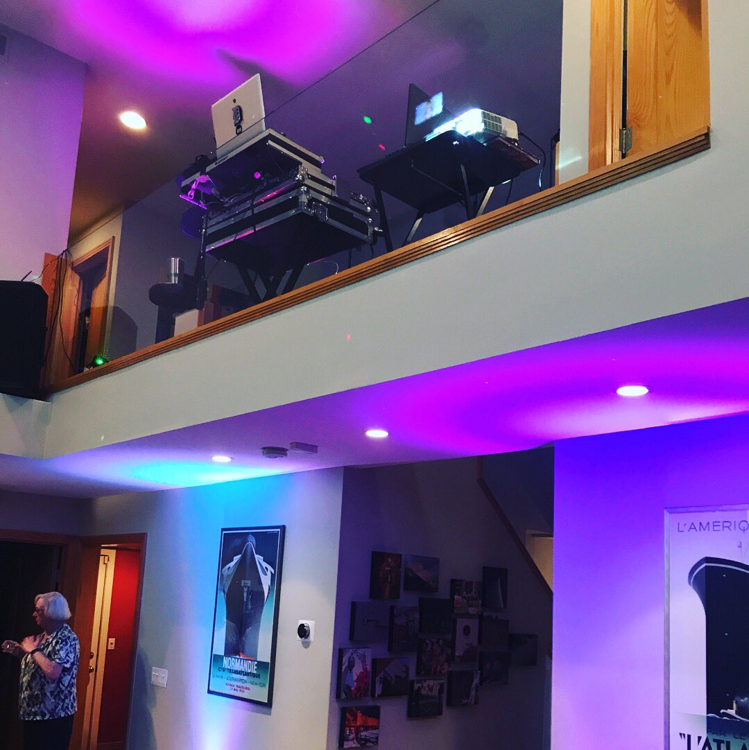 MikeAnthonyEnt's tweet image. Great party from the weekend! #musicandlighting #lights