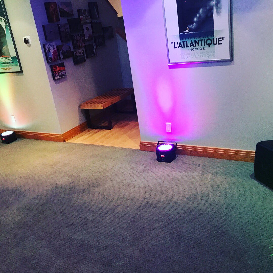 MikeAnthonyEnt's tweet image. Great party from the weekend! #musicandlighting #lights