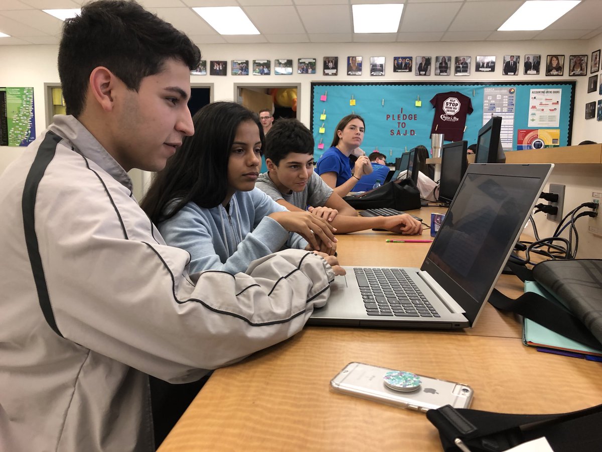 Our second Manual Monday was a success‼️ Thank you to everyone who came out 🔷 We hope you got the help you needed to have a #Limitless year!