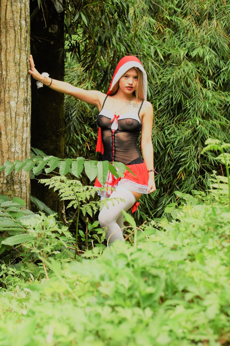 loren_rosse_'s tweet photo. Little red riding hood #stripchatcontest #Halloween For support my disguise VOTE FOR ME AND #RETWEET
@stripchat https://t.co/xUM8lysLkq https://t.co/lCdZJQgP8Y