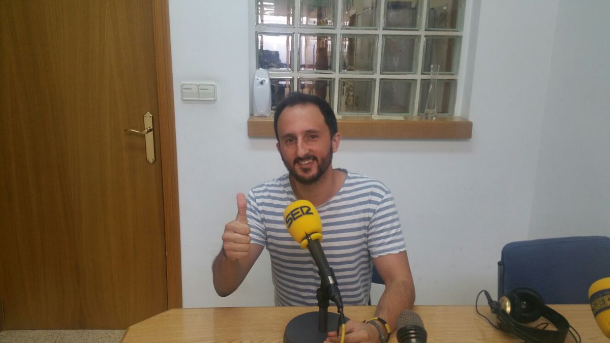 RadioAlcoy's tweet photo. Martes nueva sección en Ser Dep. #Alcoy ,Juanlu Carbonell,Coaching ,Tema:Los padres. 15.20 h en 100.8 FM,1485 Om, web o app SER @DejaQsuceda https://t.co/y6BEukzBlC