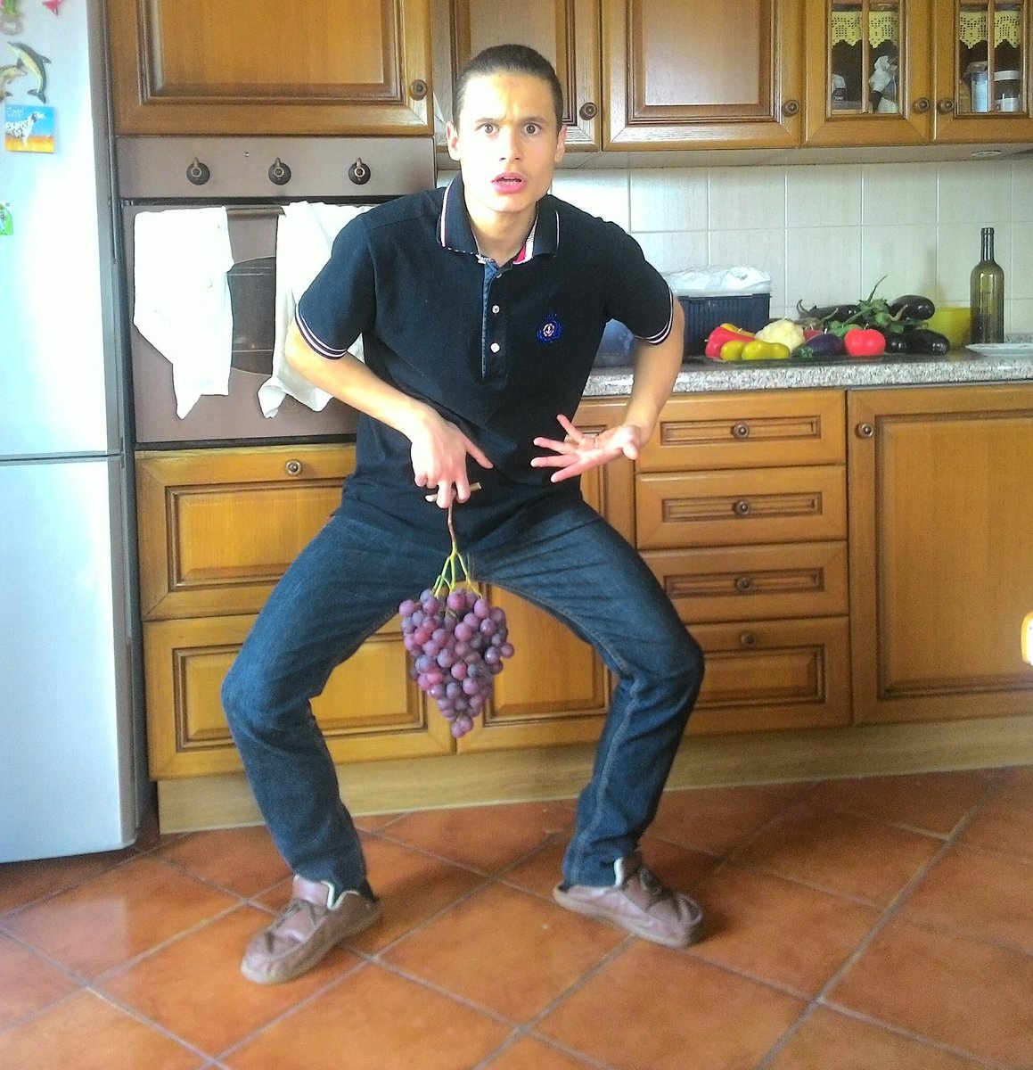 AnswerOwen's tweet image. Ernia a grappolo...⚡

#OwenAnswer #YouTuber #YouTube #OweN #followme #Answer #youtubers #canaleyoutube #follow