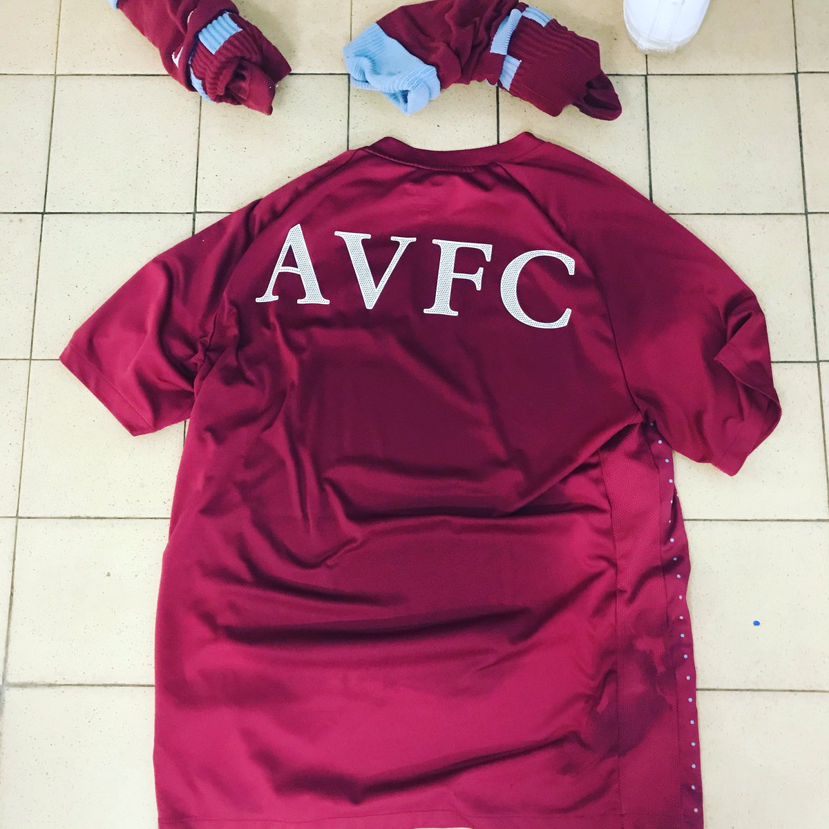 2nd week out of retirement #blowingoutofmyarse #fiveaside #footy #sweating #utv