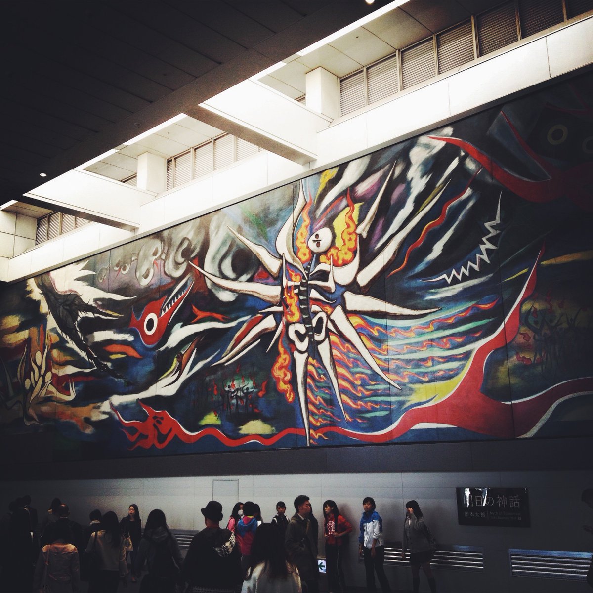 ____________k_w's tweet photo. https://t.co/YTRvOsYVLz

At Shibuya station. #MythOfTomorrow https://t.co/jkZMRX2hPF
