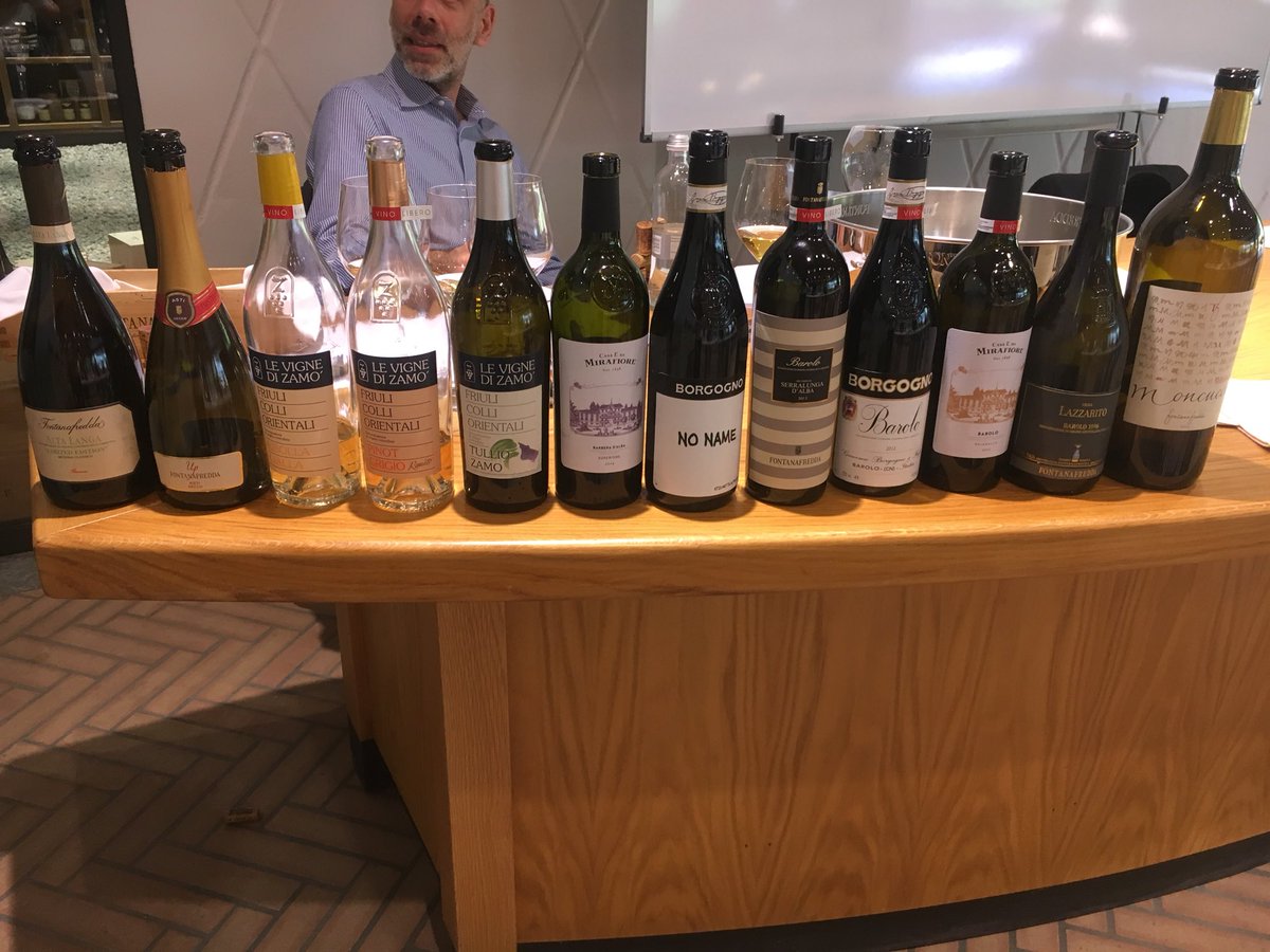 CantineColombo's tweet image. Today #tasting @Fontanafredda_  new selection #wine 🍷@CantineColombo