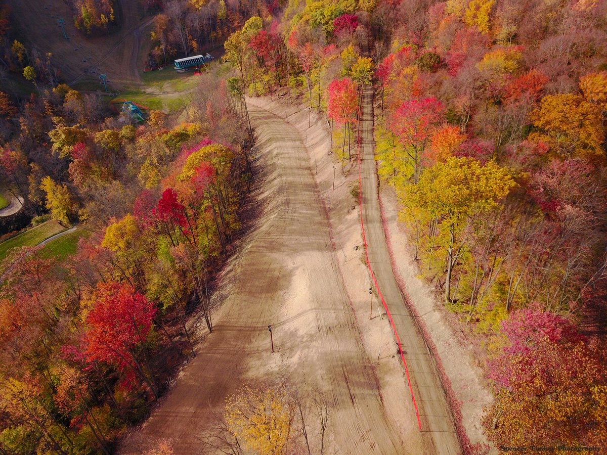 holidayvalley's tweet photo. New trails ✔️ 

#onedaycloser https://t.co/lK2nXBCUqy