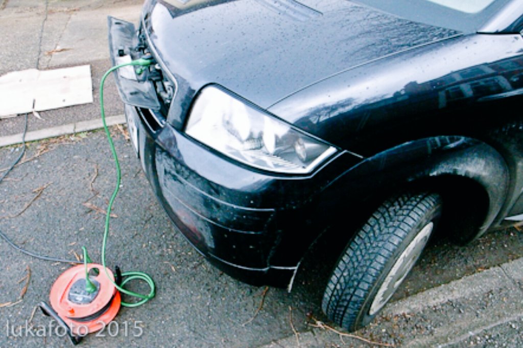 Lukafoto's tweet image. Eco diesel replaced with Outlandish PHIB 2 tonne SUV 28mpg not NEDC 148mpg? #scrappingiswasteful fight #vehicleobesity #addlightness