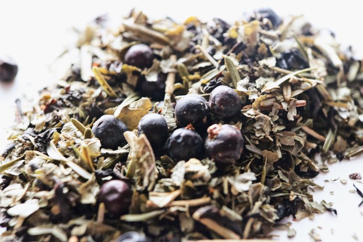 Cozy up with a cup of Beards Hollow #tea by <a href="/beachhouseteas/">Beach House Teas</a>. Smoked over spruce! All #organic and #delicious!  ow.ly/uj4730g4BQd