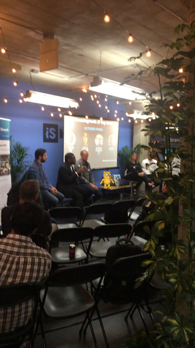 Woohoo, guess who crashed the party at #Stanford. Auggie is everywhere :) #app #apps #appgames #iOS #iOSgames #education #parenting