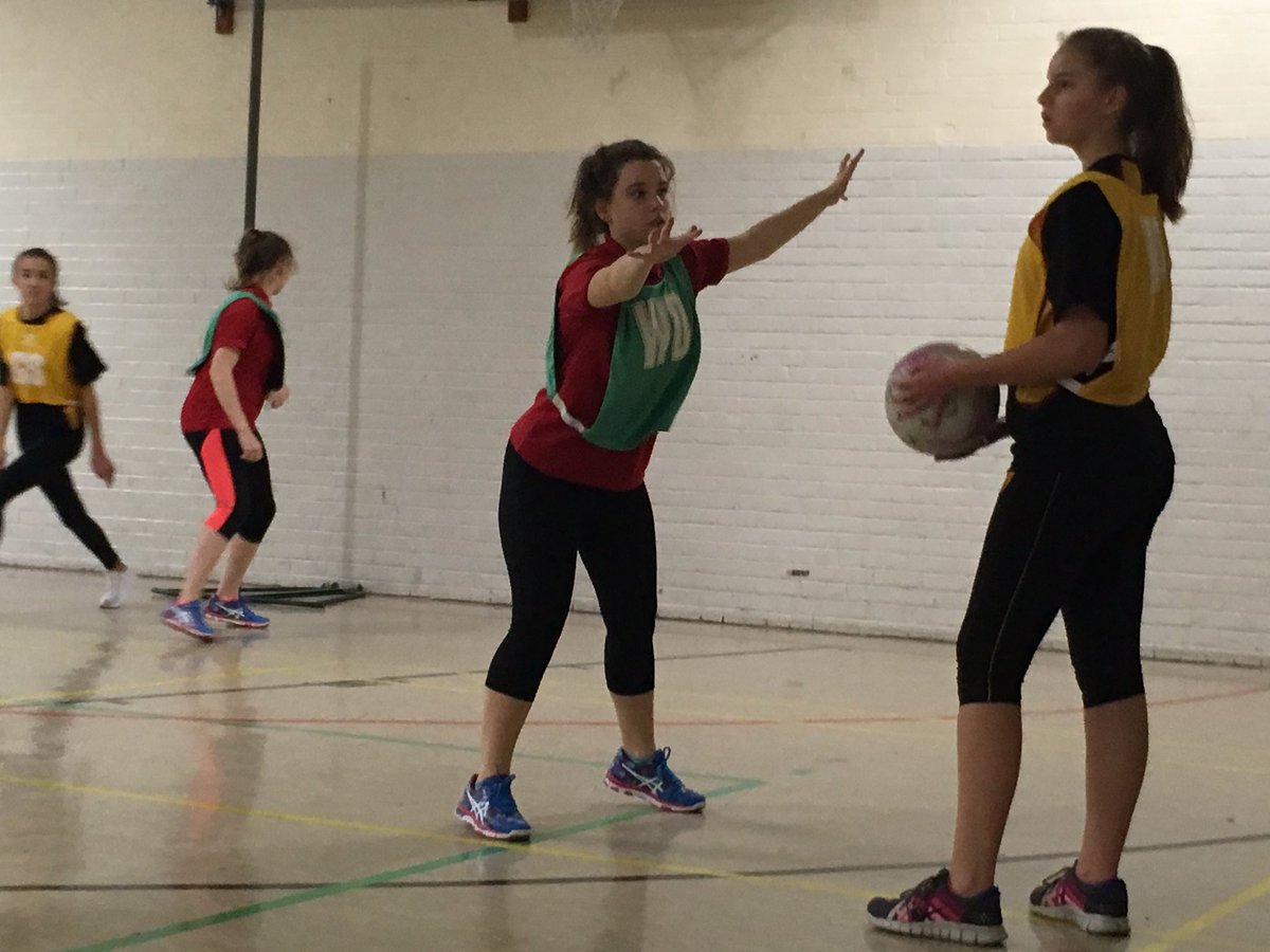 missreesmacspe's tweet photo. Well done to year 8 and 10 netball teams today. POM Isabelle O Sullivan and Macie Morris https://t.co/WAU16D9R7r