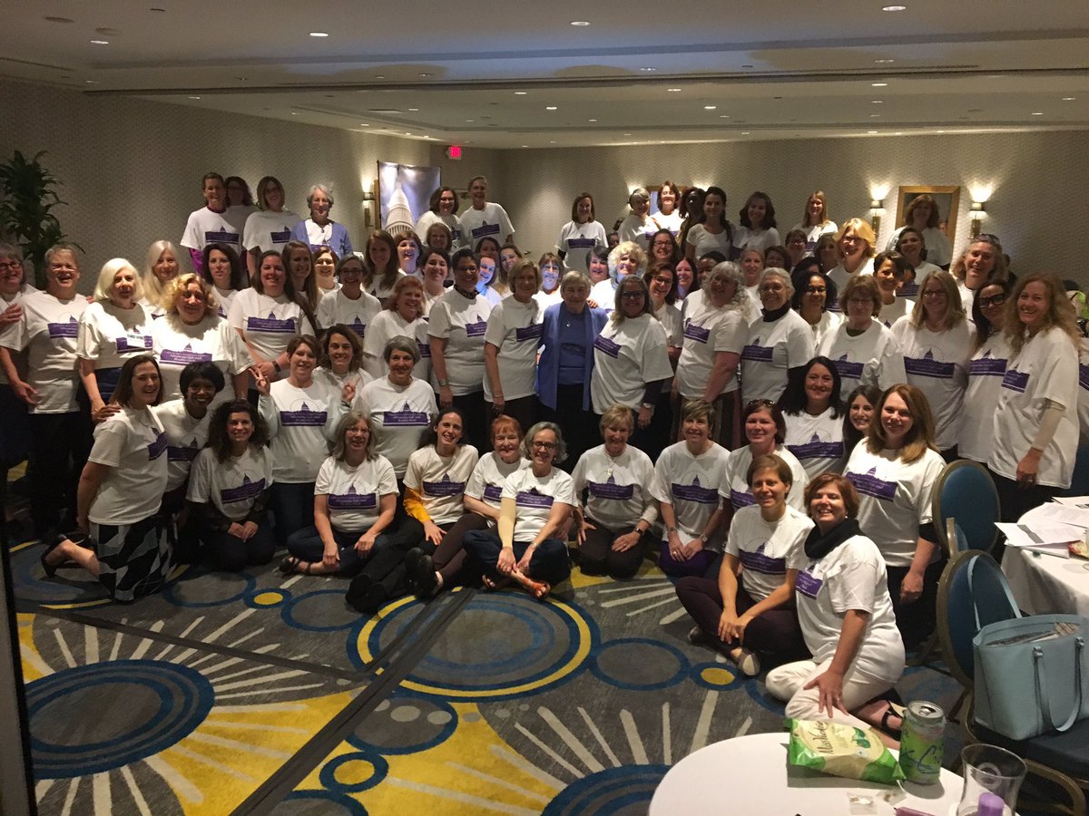 FamTreesBP's tweet photo. #brilliantprofessionals #allinoneroom #LamazeAdvocacy17 https://t.co/rn2WUBrtY1