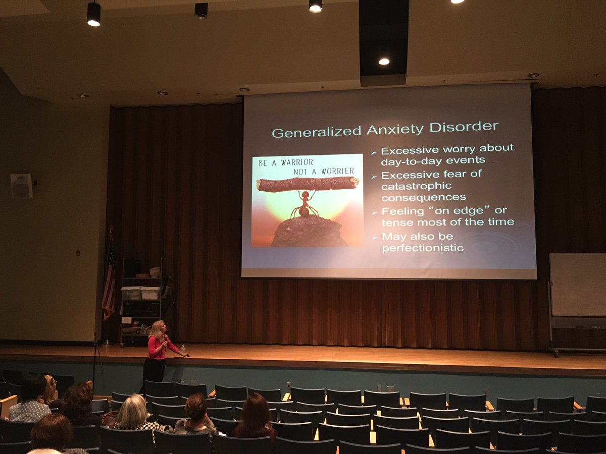 StoreyAlicia's tweet photo. Learning about the WHY of anxiety from Dr.Schoeder WPS PriorityPD #understandtheWhy #BulldogEd #learntheHow @WesterlySuper @WPS_DirectorPPS https://t.co/Nos3zyx3Mk
