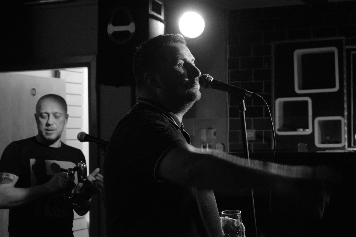 rachbphotograph's tweet photo. A couple of Pictures of @chadunit79 from Saturday’s Gig at Libertys 🎸🍻#thetones #band #blackandwhitephotography #singer https://t.co/W8EKVAeeo6