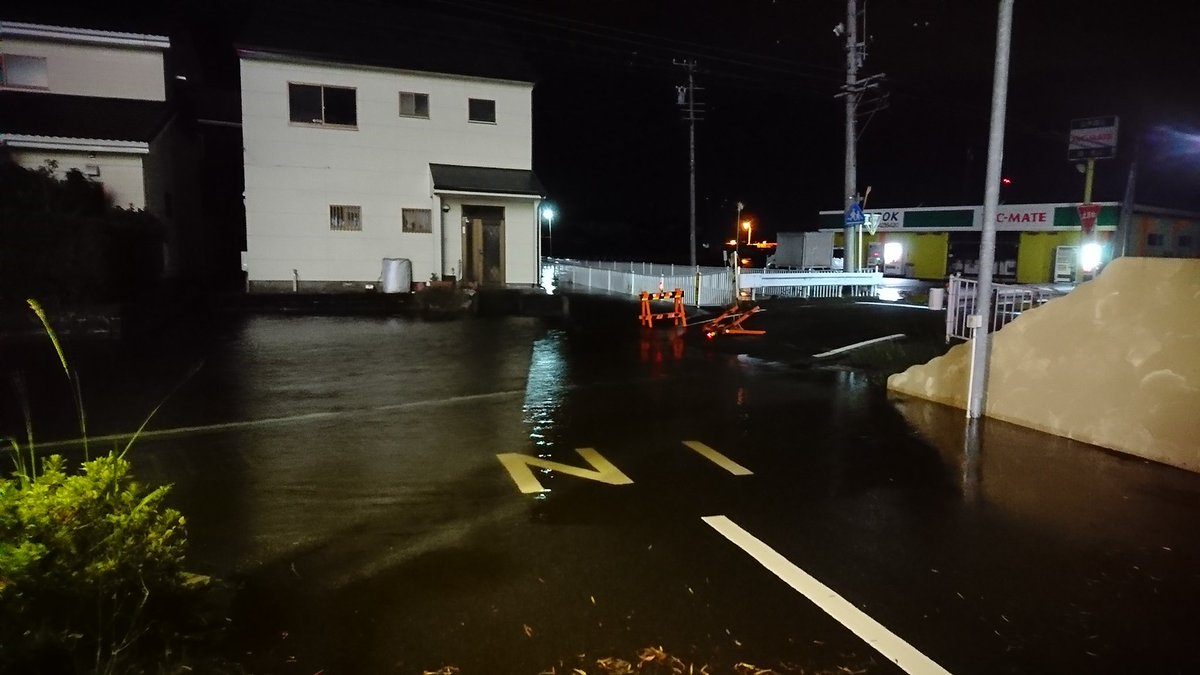 AMOREFreeman's tweet image. 台風の被害は大丈夫でしたでしょうか？(￣▽￣;)