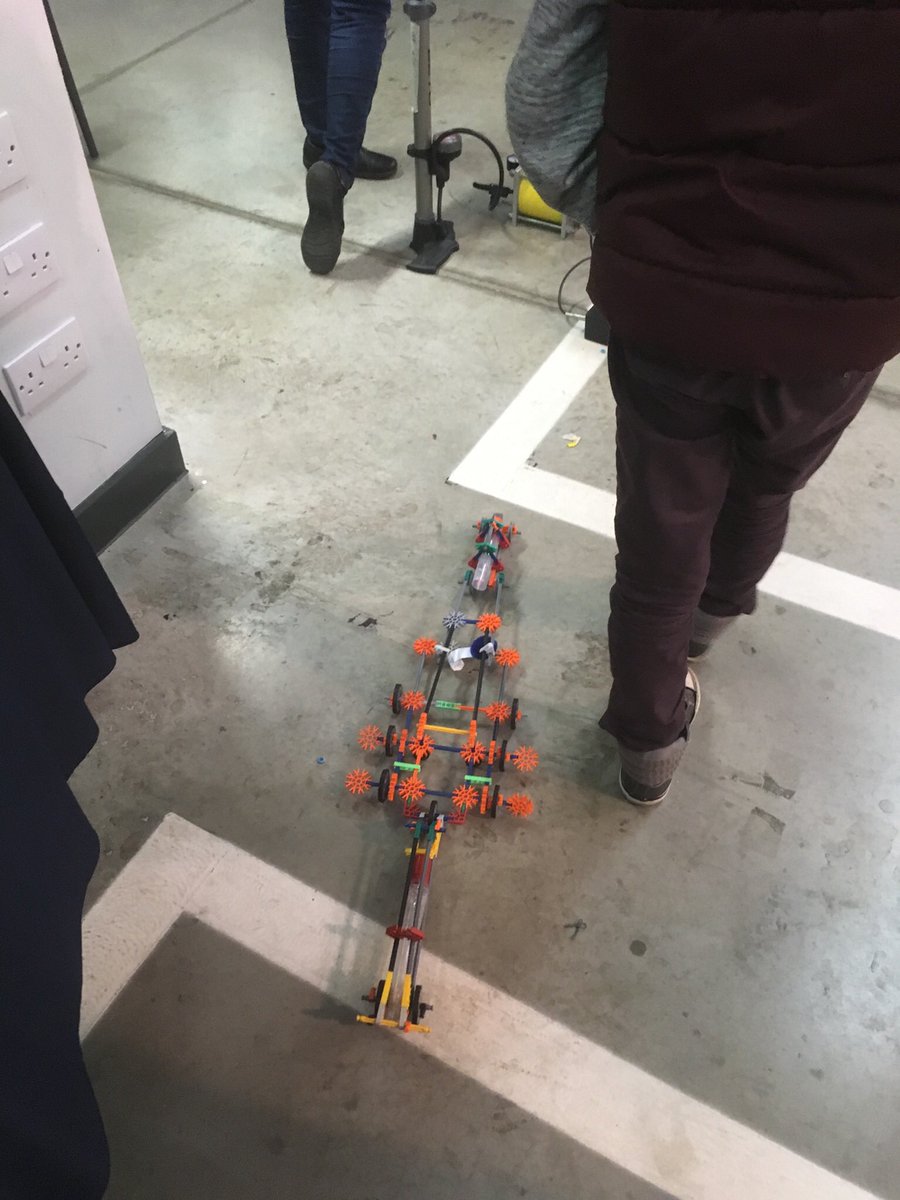 mikepford's tweet photo. Wow what a busy day with @BLOODHOUND_SSC @NorwichSciFest @UTCNorfolk #greatinterest now to #newquay2017 #stem ๐๐ https://t.co/FgCEY7LusP