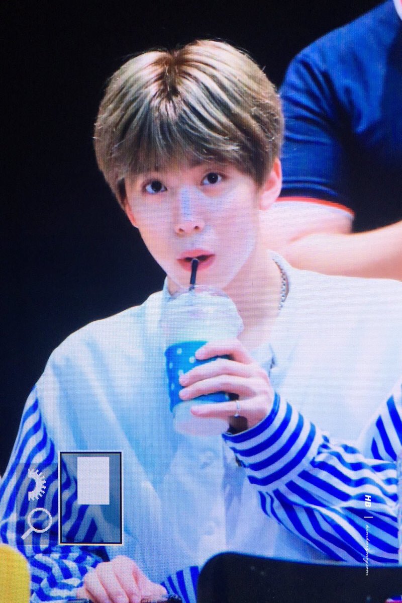 pics_sf9's tweet photo. 171021 |©hug baby https://t.co/8YP0t3ZQLU