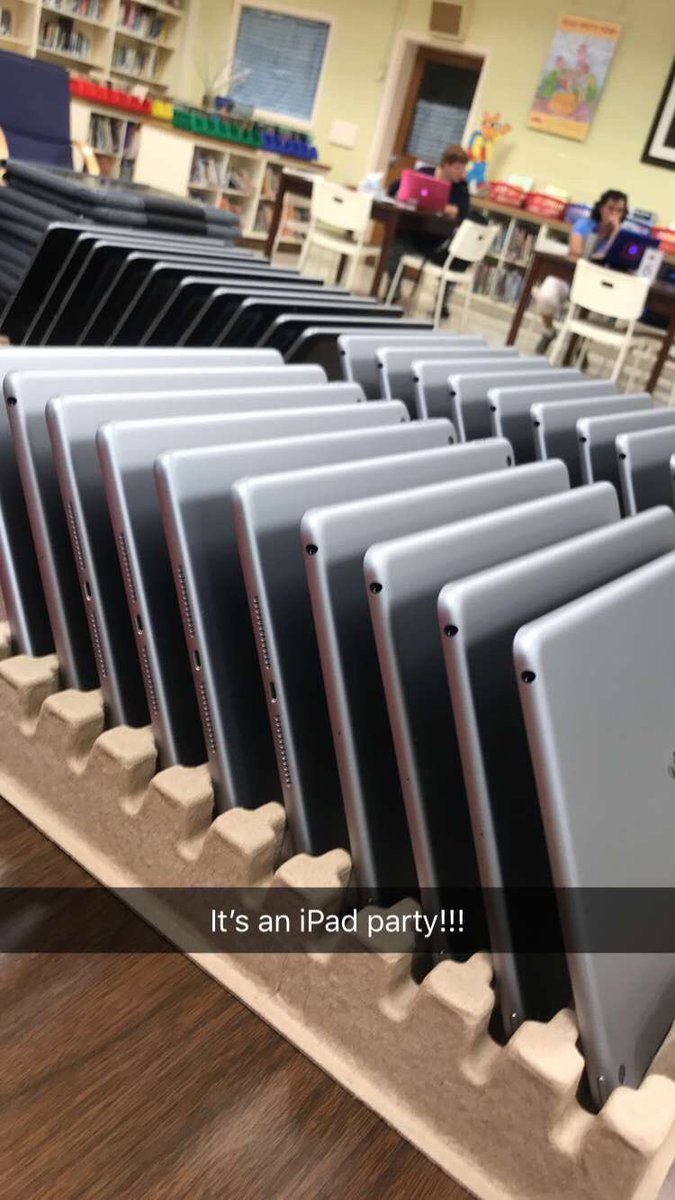 kg1677's tweet photo. iPads delivered and ready to go at CES! #dcsdtransforms https://t.co/XnJrULeoMl
