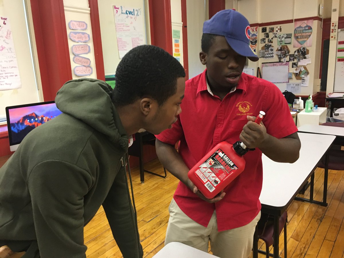 NLCPfsm's tweet photo. #Production continues with the #seniors @NLCPchristiana. #mockumentary @FreeSpiritChi @fsmjeff @fsmnewstweets @HoopsHIGHFSM @RealChiYouth https://t.co/MadShK7rdX