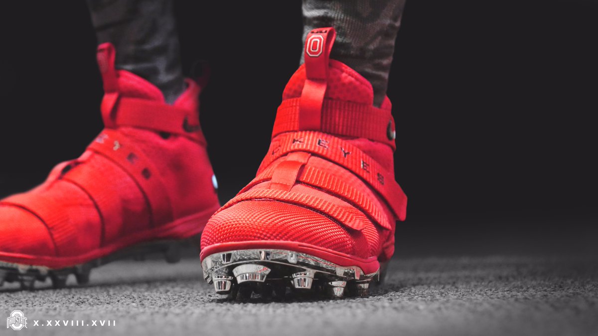 lebron soldier cleats