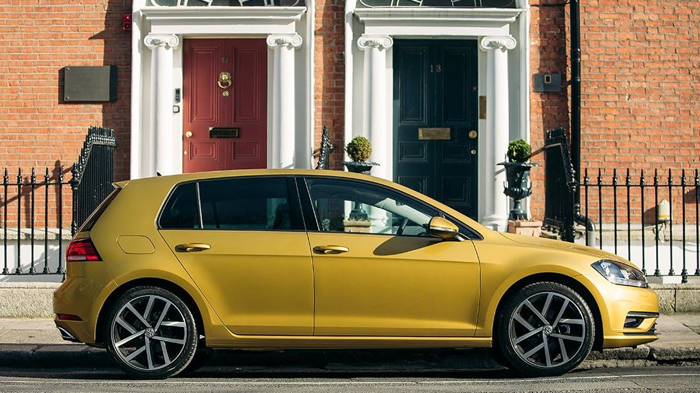 ExecutiveVW's tweet photo. Iconic style is at your doorstep. #style #vwgolf #volkswagen https://t.co/Hap9J919Zf