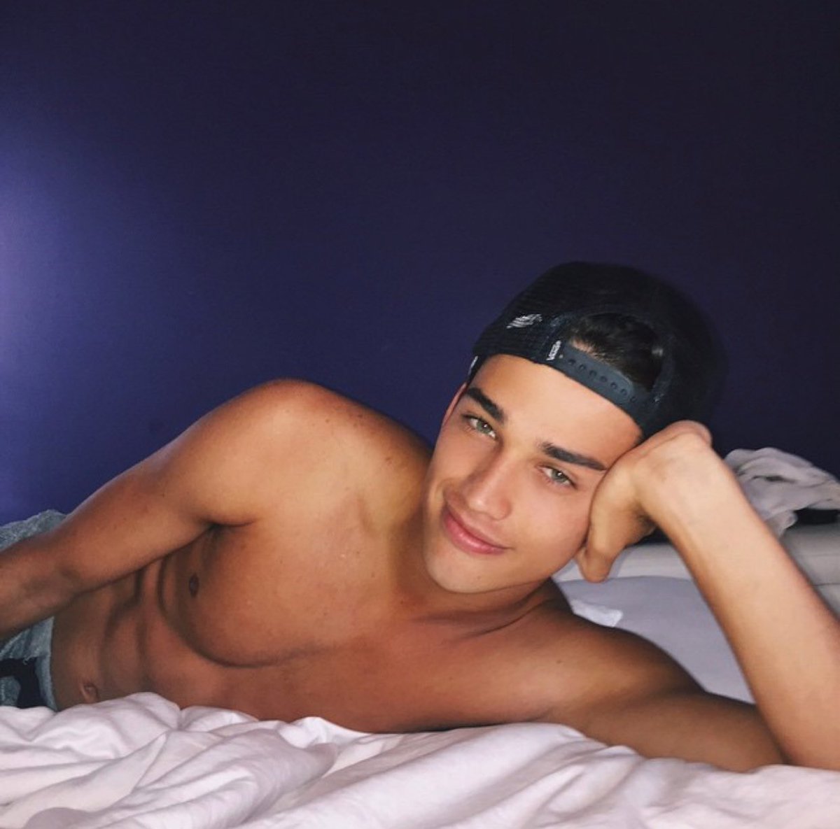 Sleepy sleepy sleepy