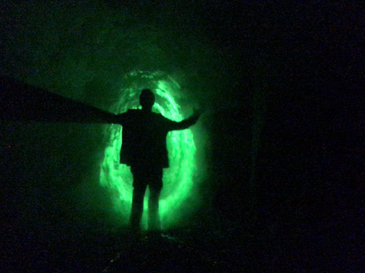 WMUR9's tweet image. Spooktacular! @NHChronicle pays a visit to @HauntedOverload in #Lee this week. #NHChronicle via @ErinWMUR