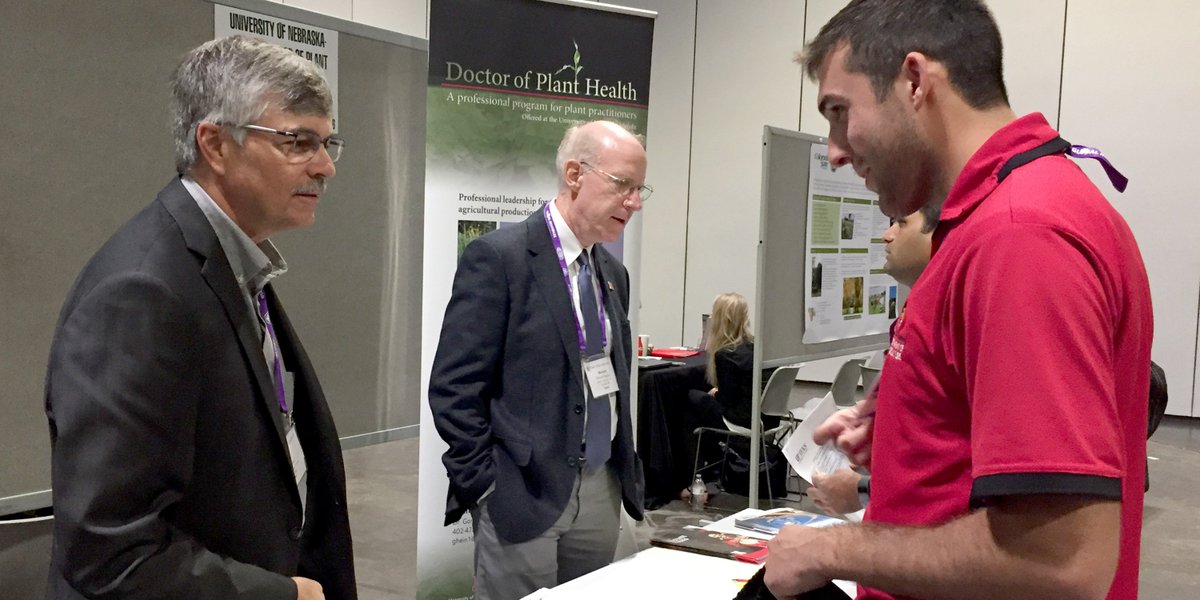 unlagrohort's tweet photo. .#UNLdph Gary Hein & #UNLAgrohort Richard Ferguson recruiting at @ASA_CSSA_SSSA Annual Meeting Tampa #UNL #UNLIANR https://t.co/ZIG8iWif6Q