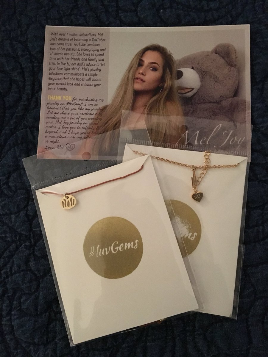 lyndzz20's tweet photo. So happy about receiving my @meljoy necklaces from #luvGems! @luvGems β€οΈ https://t.co/UDYZ0IREuL