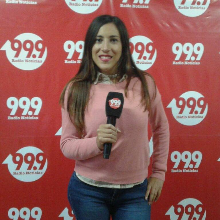 RadioNoticiasTT's tweet photo. Empezo el mejor Play de canciones en #La99 con #LaDamadelAire
Hasta las 20 te comunicas 15613275 @Virplotkin https://t.co/06mLzOaKBN