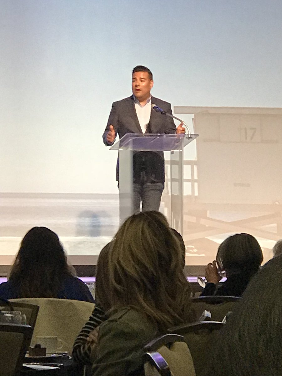 ErikaLizette18's tweet photo. Loved his speech reminding us that as #schoolcounselors we play a vital role, now more than ever. Thank you @RicardoLara4CA #CASC2017 https://t.co/jlbTDrYSku