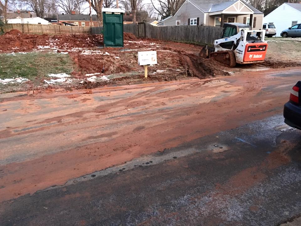 StormWaterCM's tweet photo. Work in the construction industry? Make sure your company is conscious of erosion control on your job site: https://t.co/ymgmLODfIl https://t.co/GXKv74fZZw