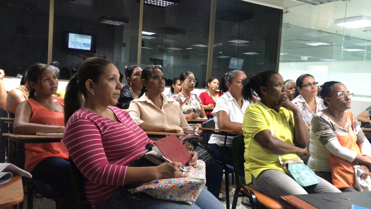 PROPAIS's tweet photo. Taller de preparación de oferta previo a la misión y feria empresarial #PROIM en Valledupar https://t.co/IUeauje4PA