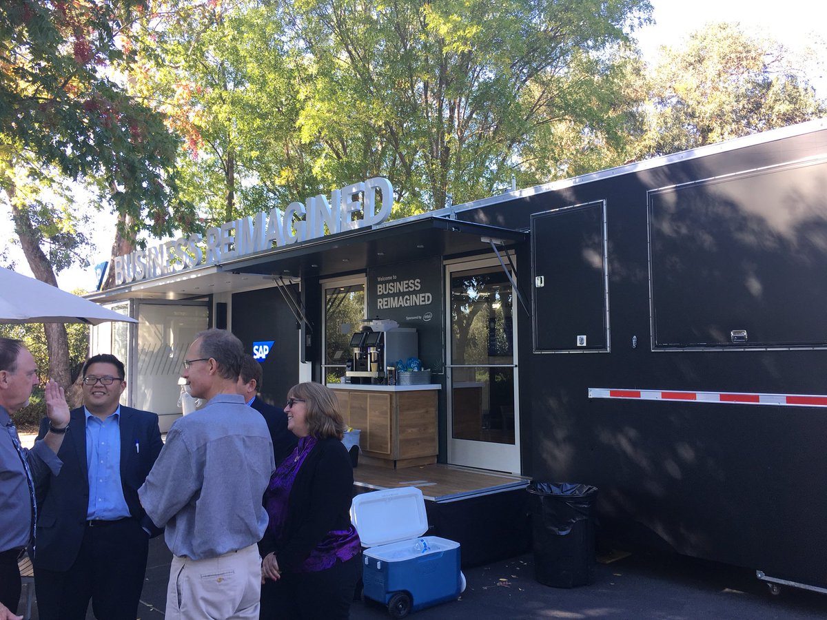 Cooperwalsh9's tweet photo. Great day on the bus here in Folsom CA #SAPTour17 https://t.co/67VI7M8Bm4