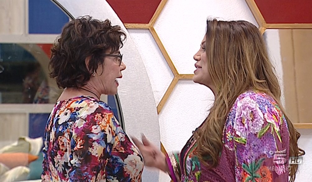 MarioManca's tweet photo. Roba che Barbara ci farà un'intera stagione di Pomeriggio Cinque. #GFvip https://t.co/DptuRoU80P