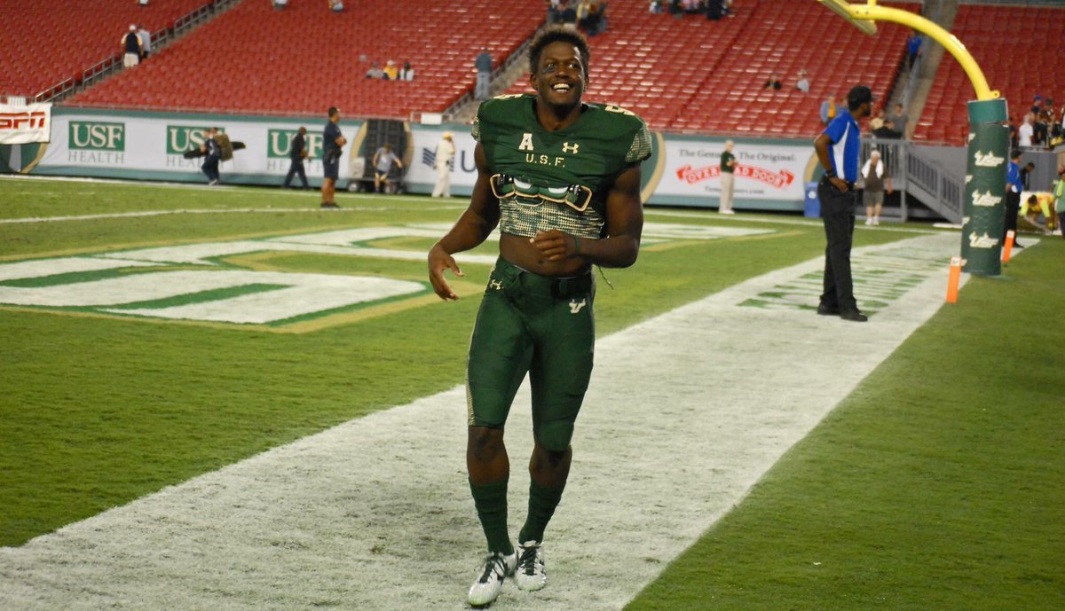 RobBridenstine's tweet photo. Glad to hear @MatthewBerryTMR start the battle cry #FreeMarlonMack! #USF #GoBulls #BayMade #BullsStrong🐂🤘#MackAttack @Marlon_Mack25 https://t.co/pf3Z7QIBcf