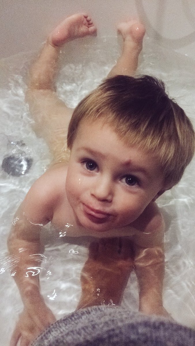 Fleur🤎 tweet media