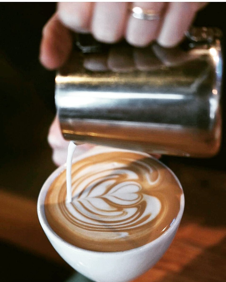 We're proud to serve <a href="/wateravecoffee/">Water Avenue Coffee</a> CATALAN Blend | a walk up, window open to the public in the lobby <a href="/achotelportland/">AC Hotel Portland</a> 📷<a href="/wateravecoffee/">Water Avenue Coffee</a>