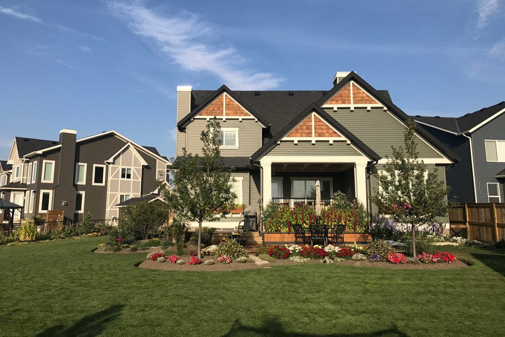 hiacanada's tweet photo. Think you know Airdrie? Think again!! #yycre #yyc #airdrie @CREBNow https://t.co/k2w5IIG9Fg https://t.co/LtqCt5ZSBM