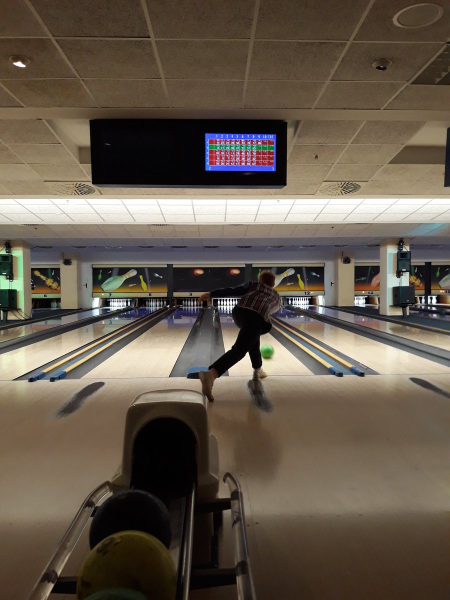 DC_DesignTech's tweet image. Some pretty serious bowling took place this evening, but no-one could quite beat Mr Humphrey!