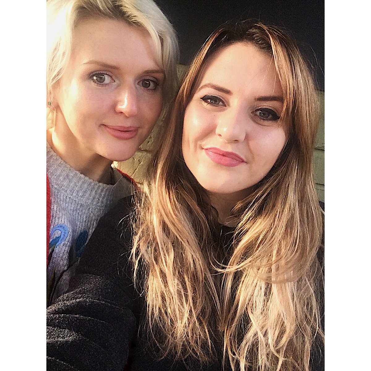 eimearkatie's tweet photo. ❤️🌈🦄🤗❤️🌈🦄🤗 https://t.co/dANOzoZHKO