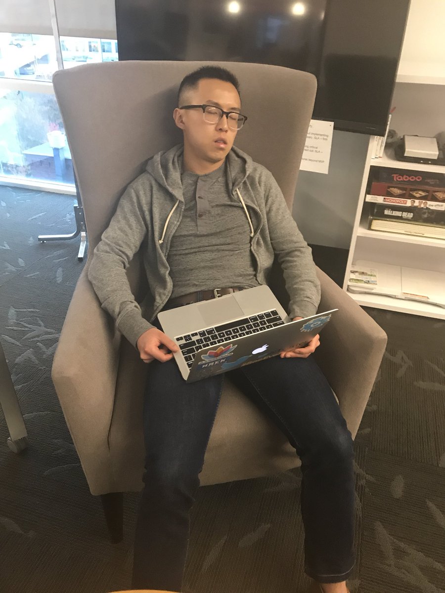 brainiaq2000's tweet photo. @NappingVictor https://t.co/OKdzOUc6qR