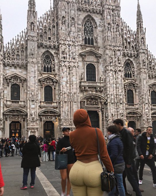 Milan 🇮🇹 https://t.co/L2UHXvYNeI