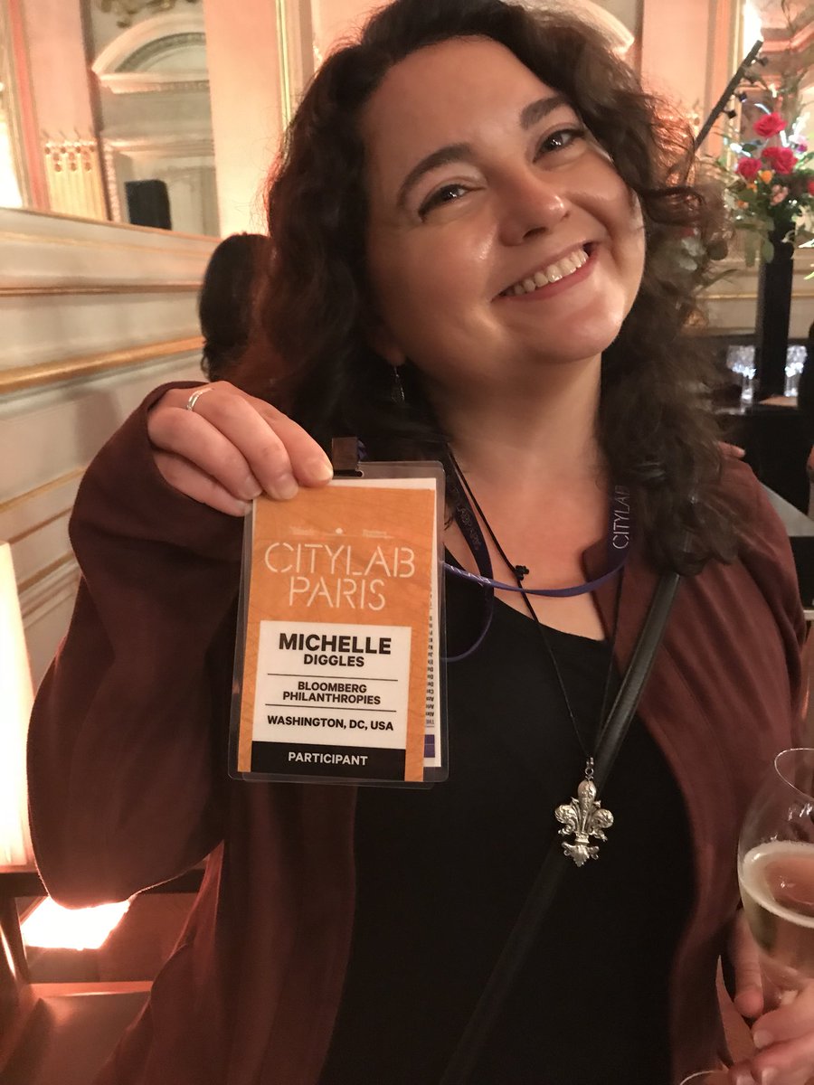 ComoodleGuy's tweet photo. Great to meet Michelle at #CityLabParis. She writes for @BloombergCities hoping we hope she can help us tell our stories too https://t.co/Iy1xfT3HtX