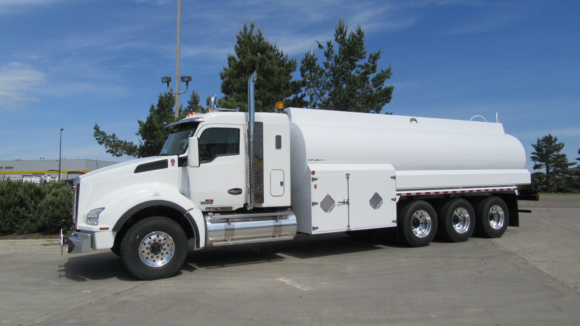 Edmonton Kenworth on Twitter "For sale 2018 Kenworth T880 40" Sleeper