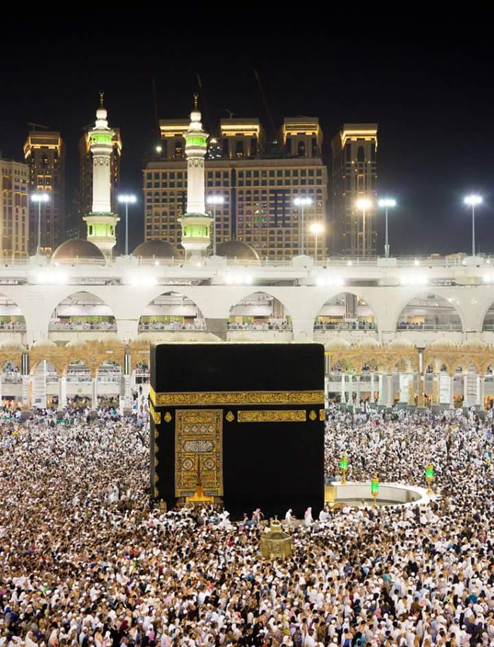 BeSoali11's tweet photo. اللهم ارزقنا سجدة قريبًا في بيتك وبيت حبيبك ﷺ .. https://t.co/meGZy4Lmrj