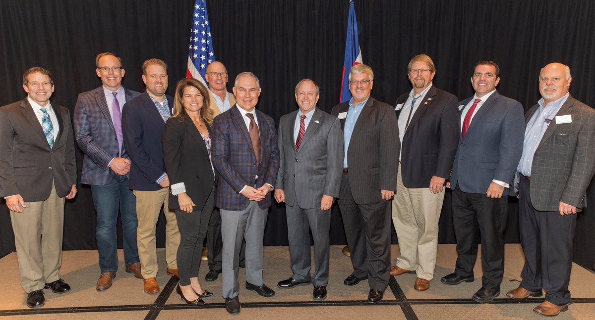 CSHBA was honored to meet with EPA Administrator Scott Pruitt this month to discuss regulatory reform. nahbnow.com/2017/10/colora…