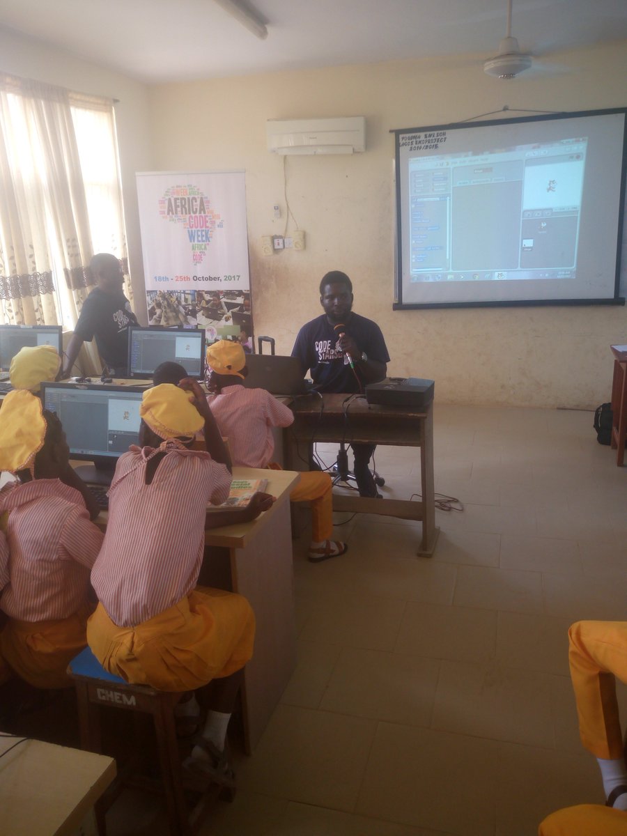 codestars's tweet image. Kids from Pobuna senior school, Polaris village, Epe town, gets to code for the first time n they were so amazing. @AfricaCodeWeek @sap4good