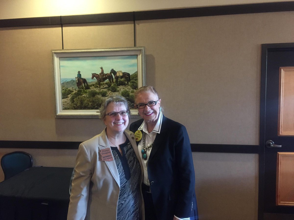 Arizona_ASA's tweet image. Nothing brings people together like an @Arizona_ASA conference.  Supt. Douglas and former Supt. Warner. #Arizonaleaders @azedschools